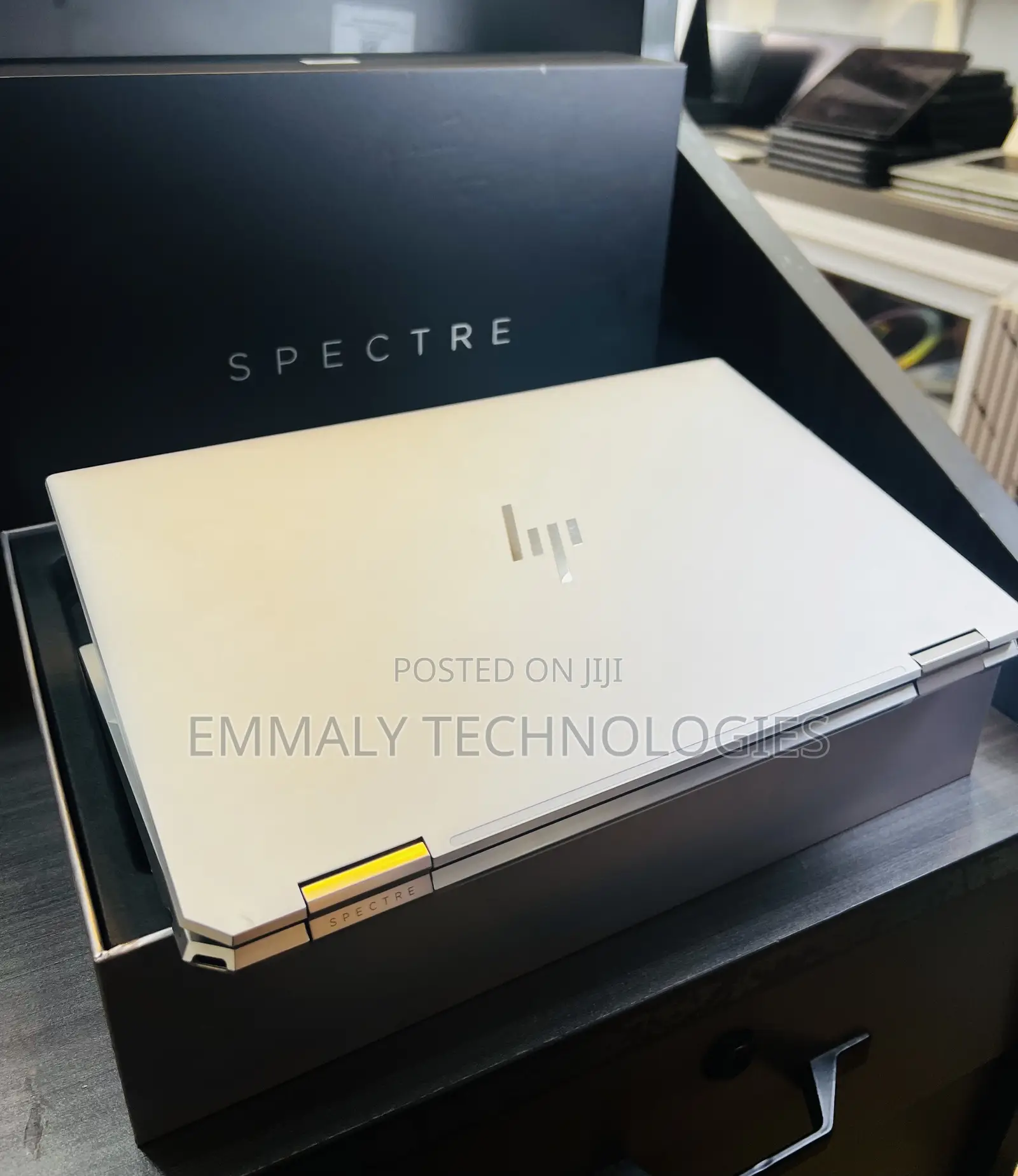 New Laptop HP Spectre X360 13 16GB Intel Core i7 SSD 512GB