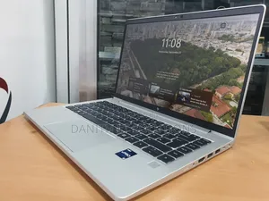 Laptop HP EliteBook 640 G9 16GB Intel Core i5 SSD 512GB