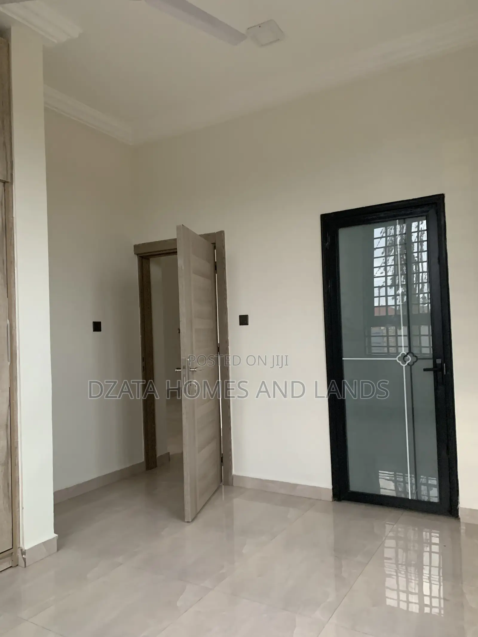 3bdrm Apartment in Community 18, Spintex for rent