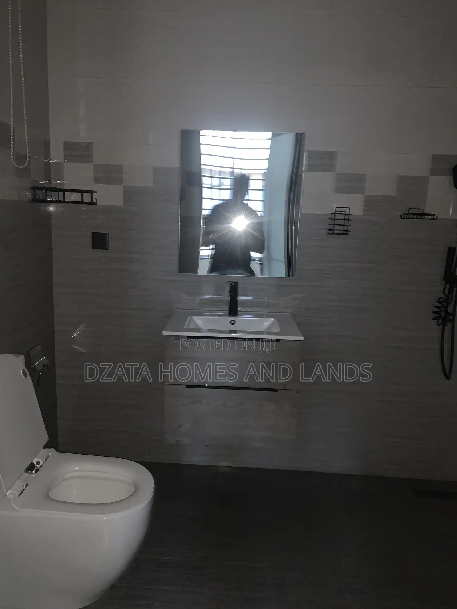 3bdrm Apartment in Community 18, Spintex for rent