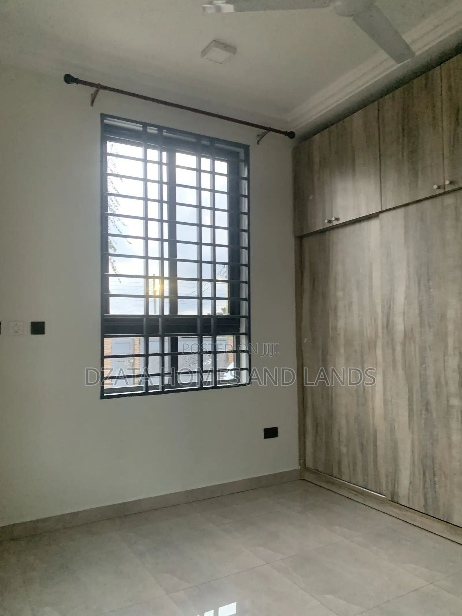 3bdrm Apartment in Community 18, Spintex for rent