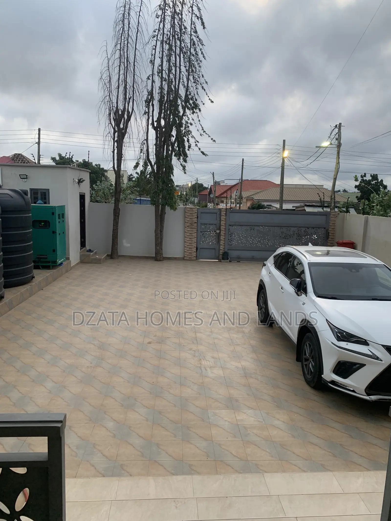3bdrm Apartment in Community 18, Spintex for rent