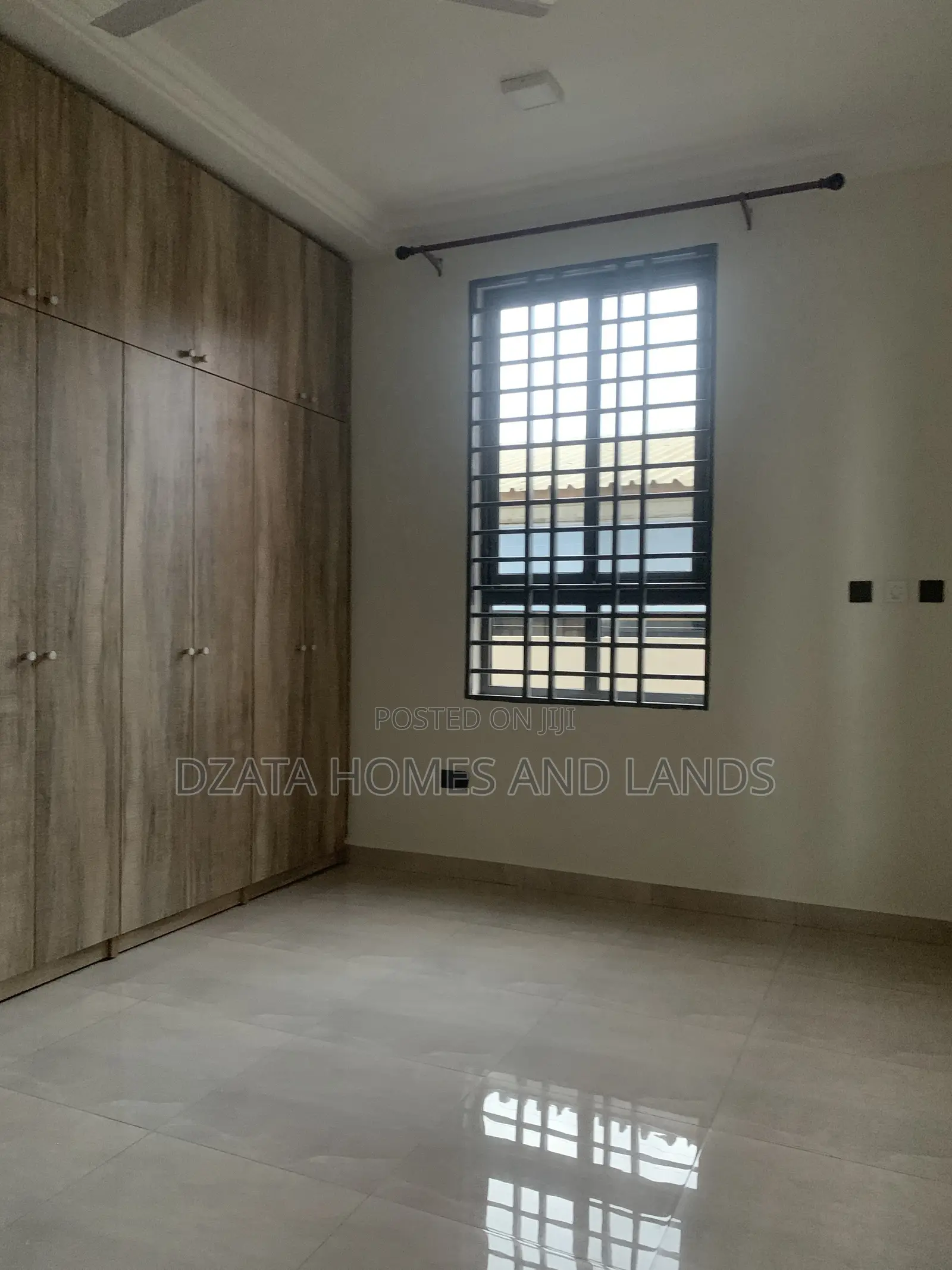 3bdrm Apartment in Community 18, Spintex for rent