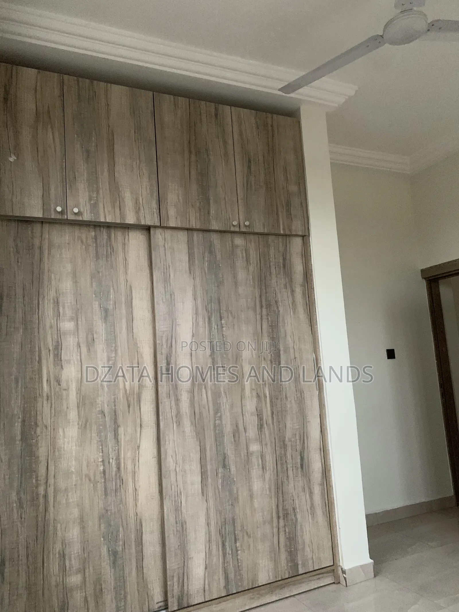 3bdrm Apartment in Community 18, Spintex for rent