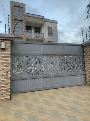 3bdrm Apartment in Community 18, Spintex for rent