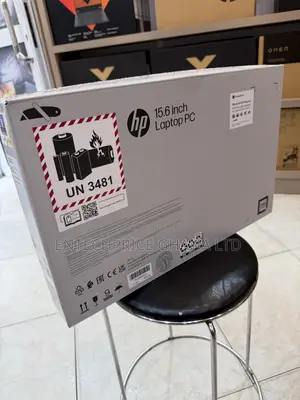 New Laptop HP 15-da3007nia 8GB Intel Core Ultra 5 SSD 512GB