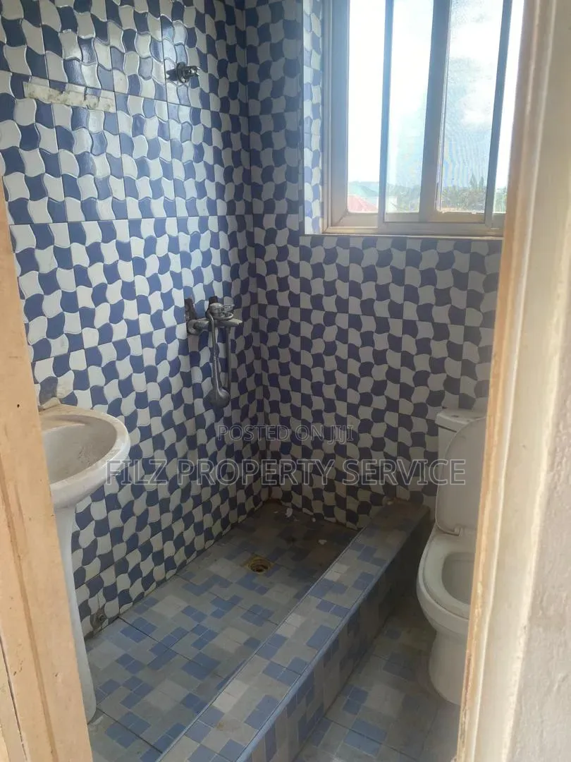 1bdrm Apartment in Haatso Academic City, Asore Junction for rent