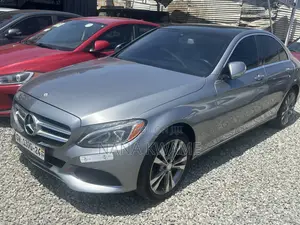 Mercedes-Benz C300 Luxury 4Matic Sedan AWD (2.0L 4cyl 7A) 2016 Gray
