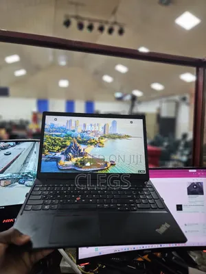 Laptop Lenovo ThinkPad E15 16GB Intel Core i7 SSD 256GB