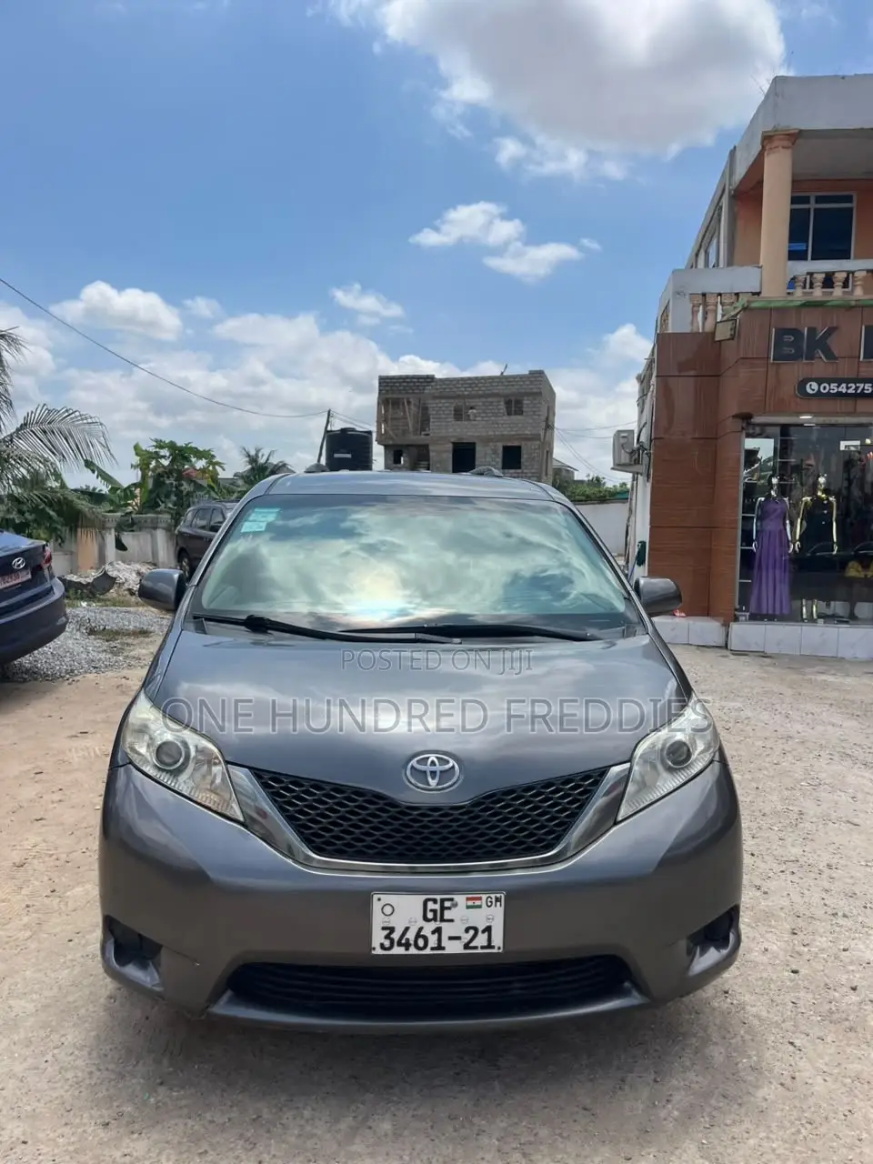 Toyota Sienna LE 8 Passenger 2011 Gray