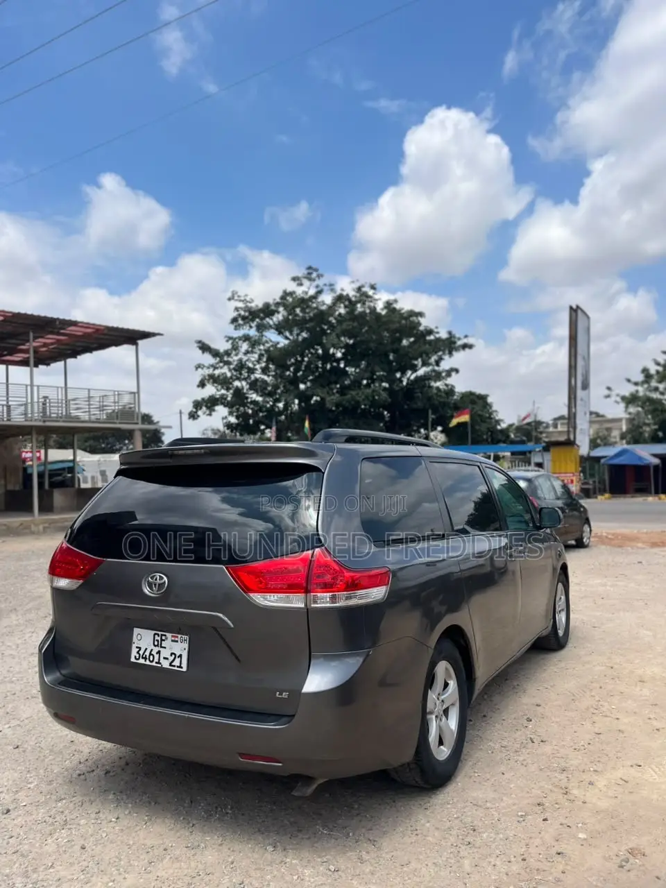 Toyota Sienna LE 8 Passenger 2011 Gray