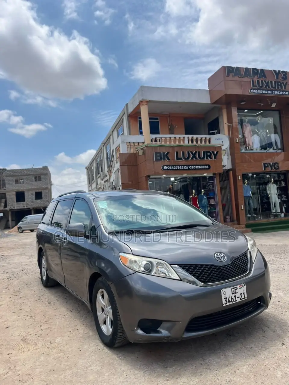 Toyota Sienna LE 8 Passenger 2011 Gray