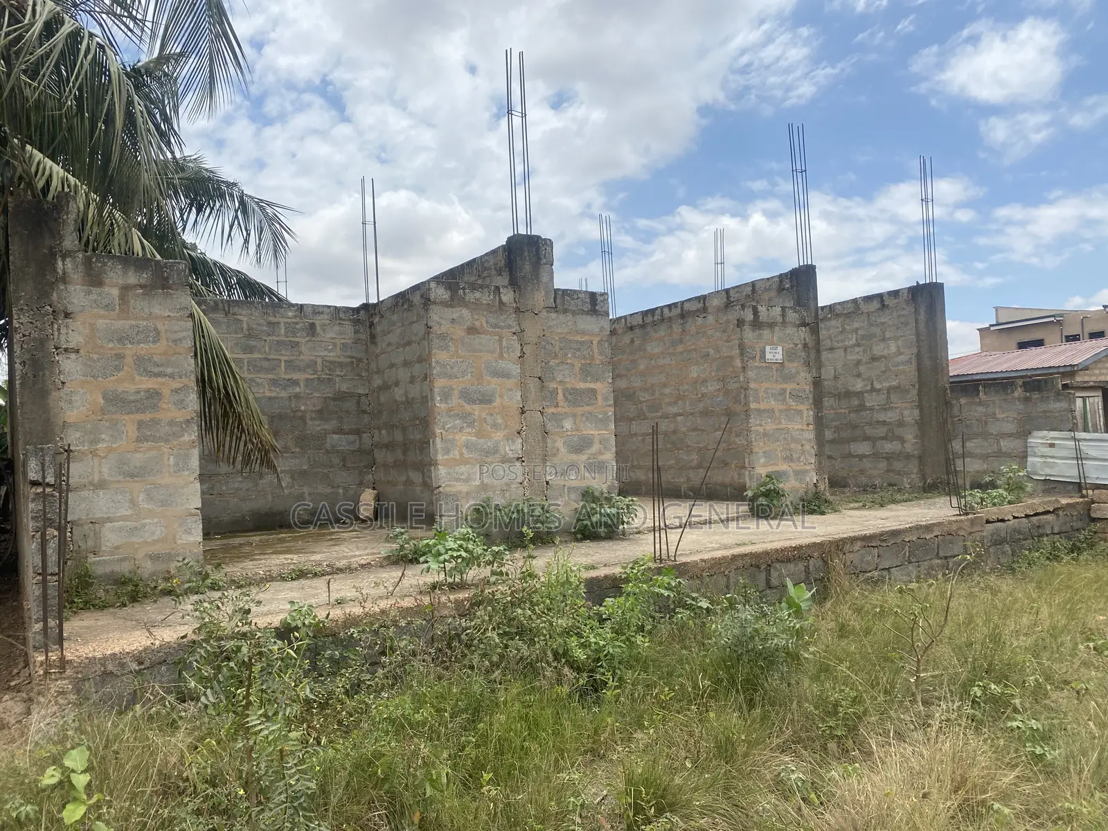 7bdrm Apartment in Peaceland Hills, Ashaiman Municipal for sale