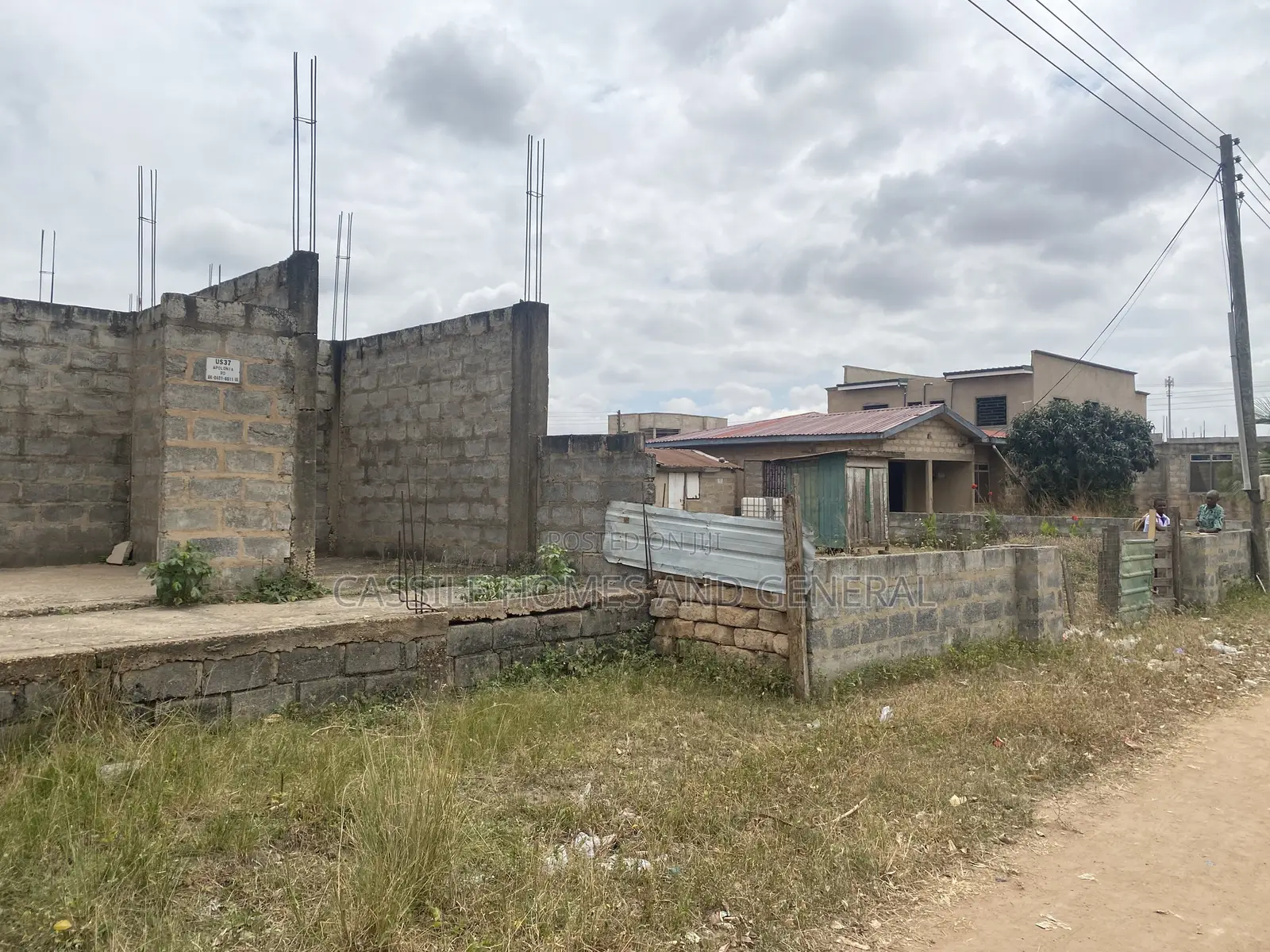 7bdrm Apartment in Peaceland Hills, Ashaiman Municipal for sale