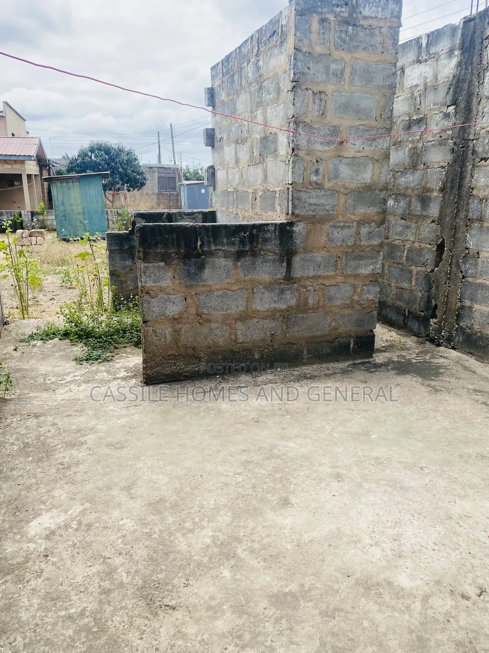 7bdrm Apartment in Peaceland Hills, Ashaiman Municipal for sale