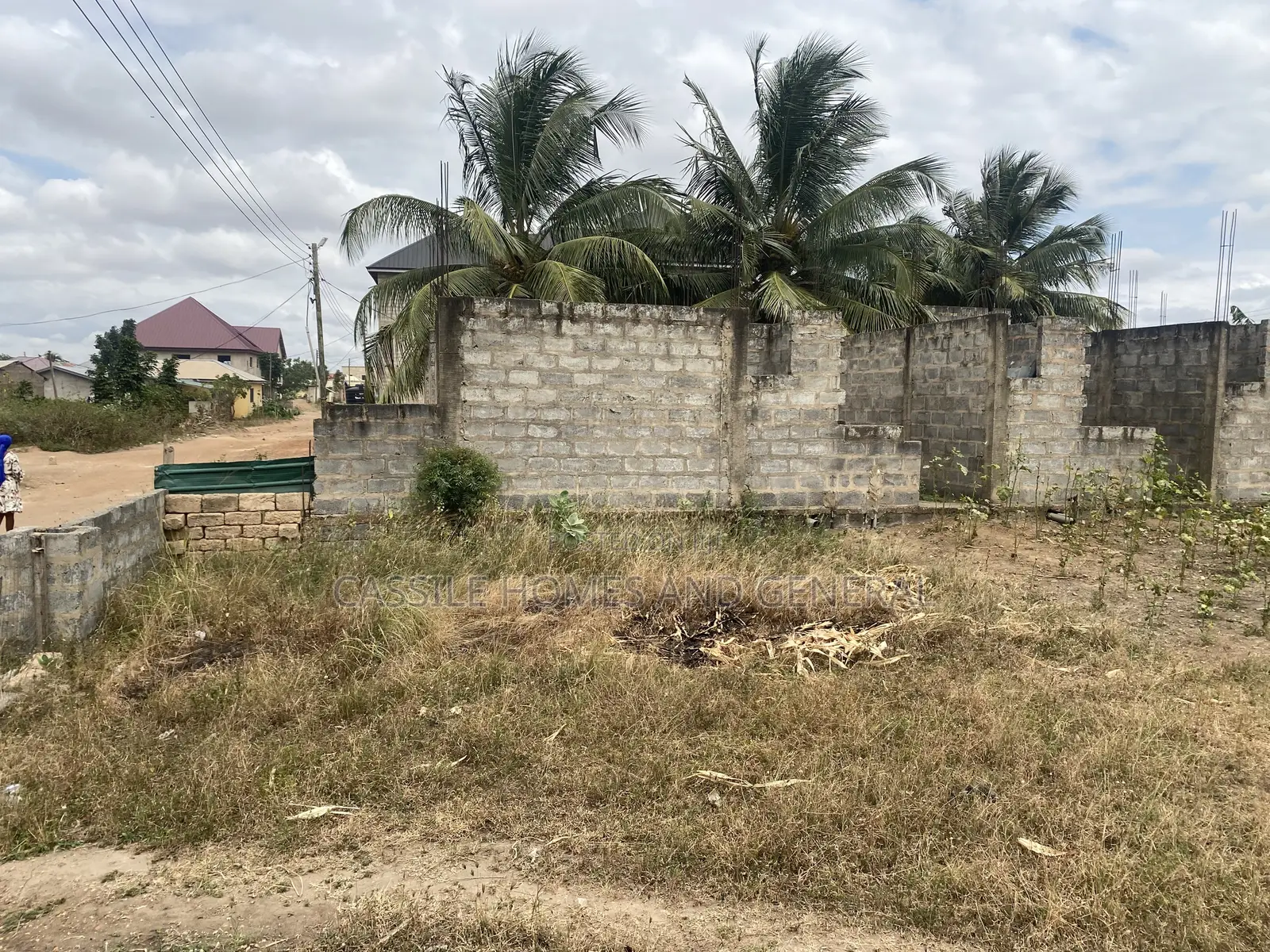 7bdrm Apartment in Peaceland Hills, Ashaiman Municipal for sale