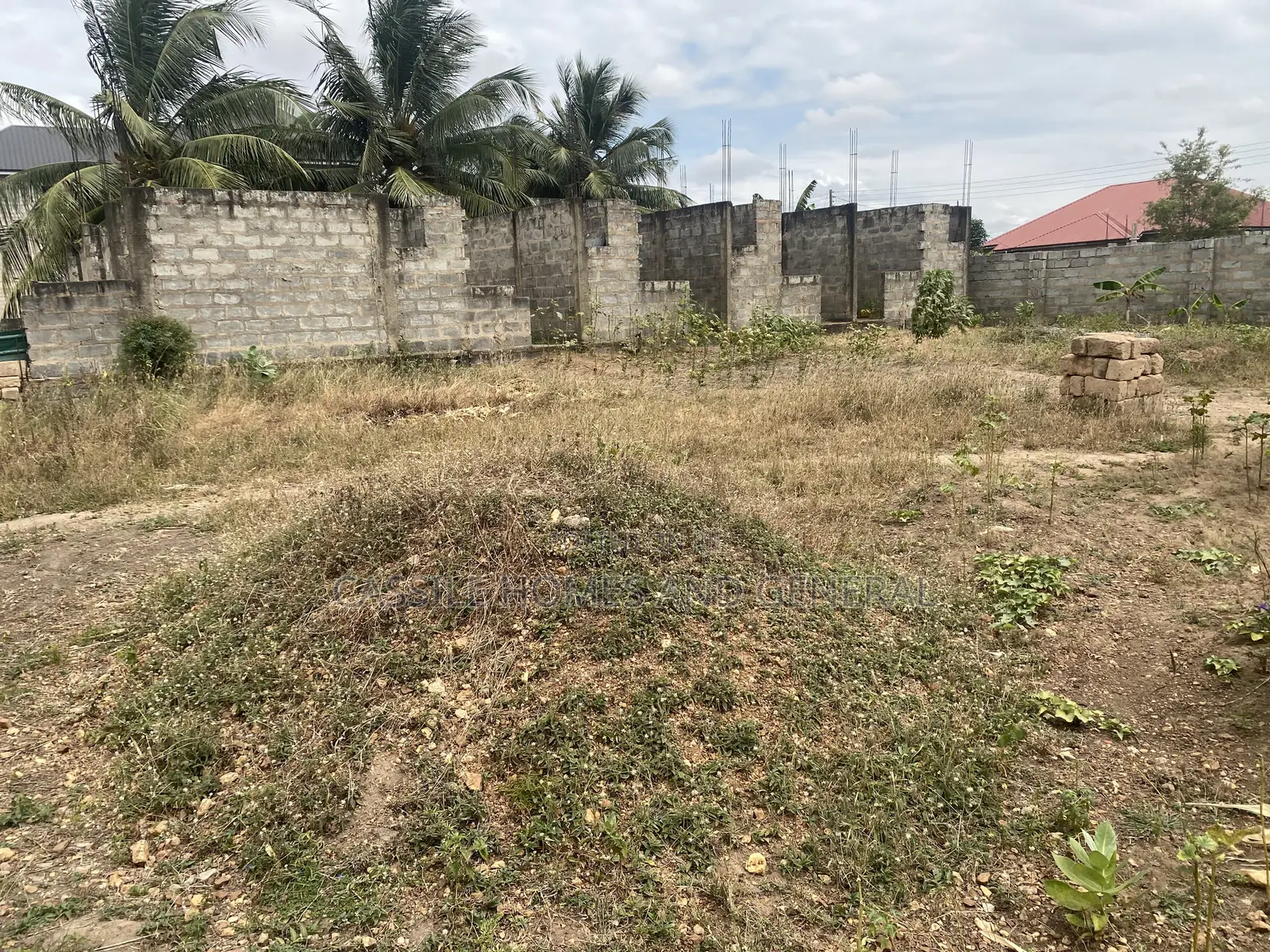 7bdrm Apartment in Peaceland Hills, Ashaiman Municipal for sale