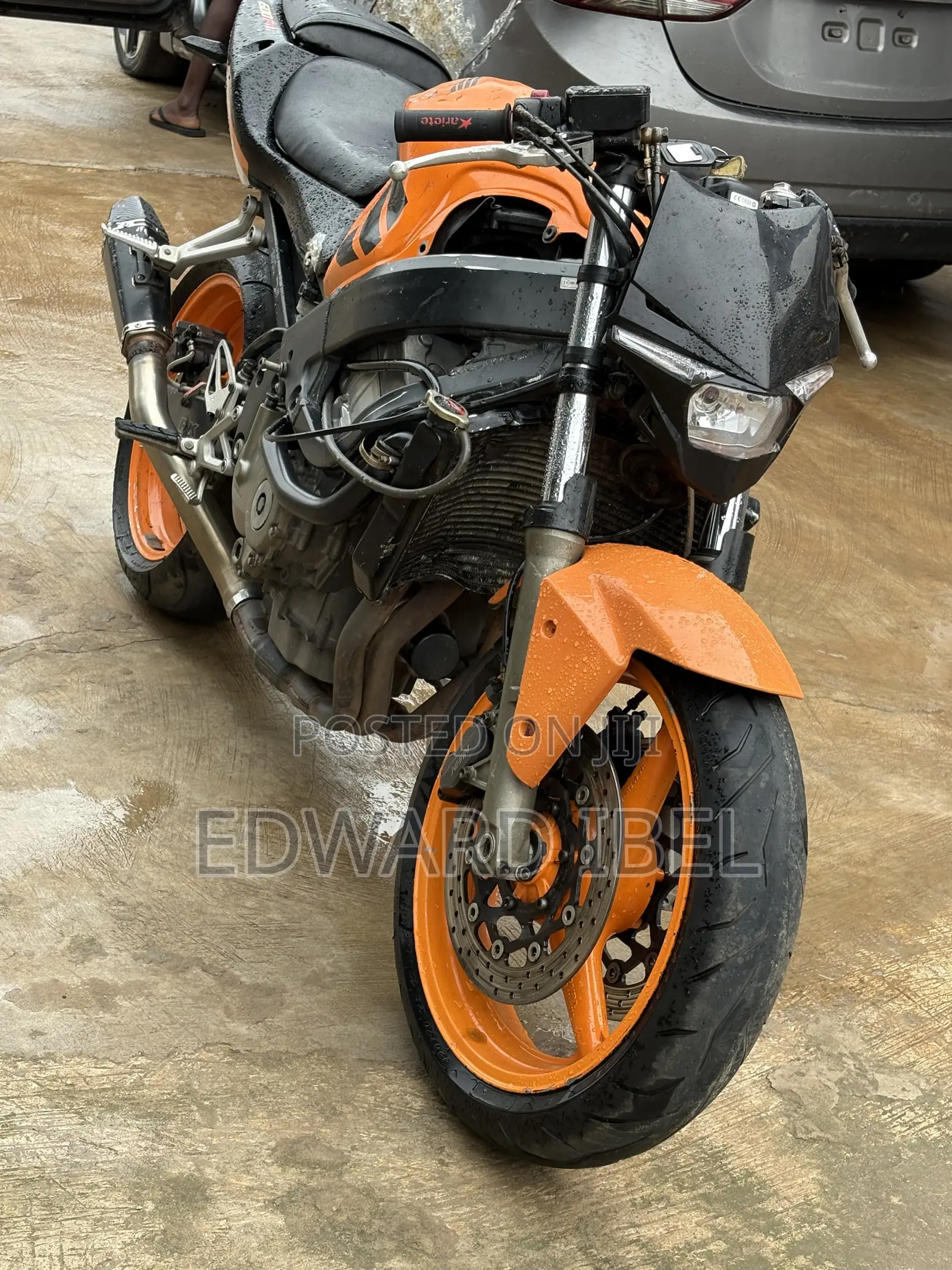 Honda CBR 2024 Orange