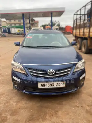 Toyota Corolla 2013 Blue