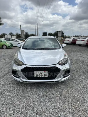 Hyundai Elantra Limited 2012 Silver
