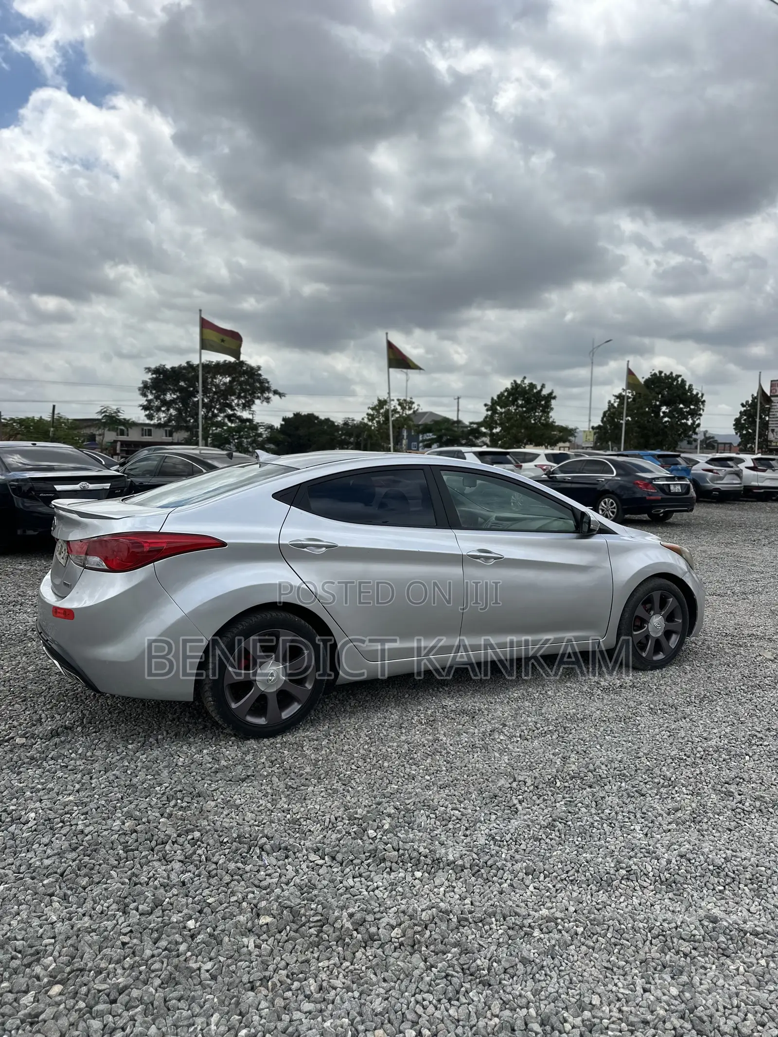 Hyundai Elantra Limited 2012 Silver