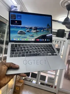 Laptop Apple MacBook Air 8GB Apple M1 SSD 256GB