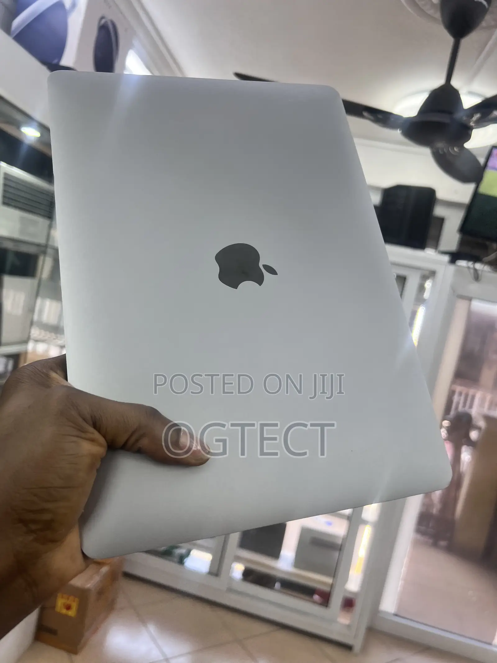 Laptop Apple MacBook Air 8GB Apple M1 SSD 256GB