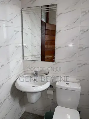 Cozy Furnished Single Room Near Labadi Beach – Short Stay