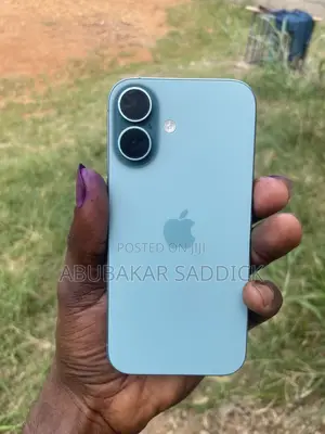 Apple iPhone 16 128 GB Green