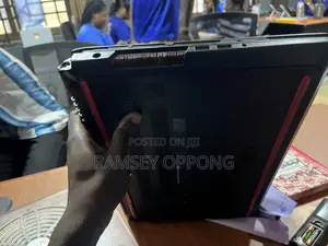 Laptop Dell Inspiron 15 7559 8GB Intel Core i7 HDD+SSD 1T