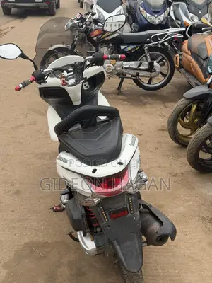Honda 2016 White