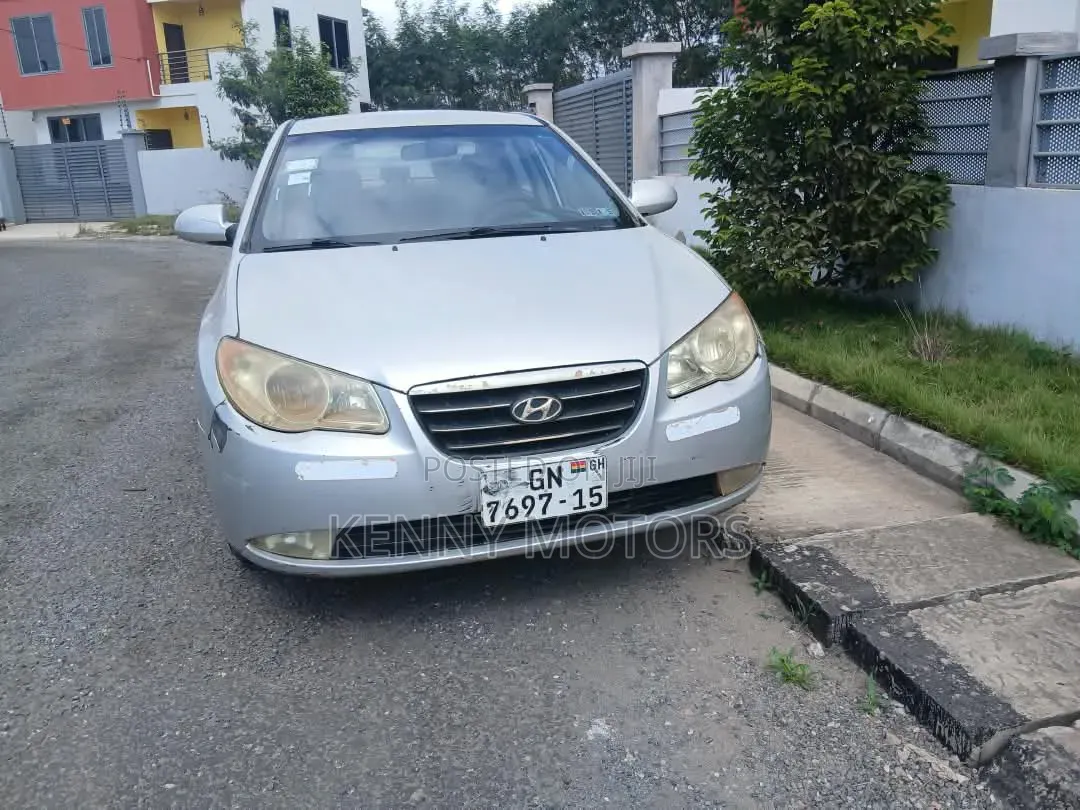 Hyundai Elantra 2008 Silver