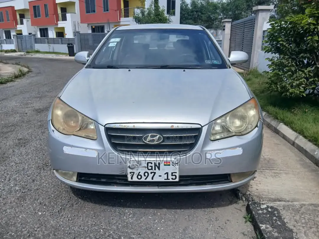 Hyundai Elantra 2008 Silver