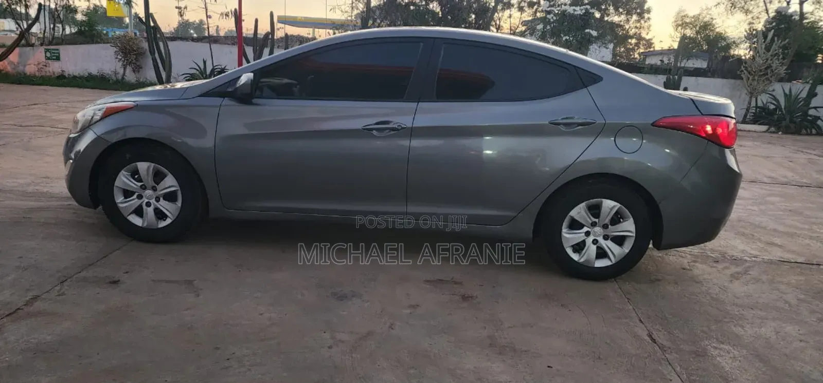 Hyundai Elantra SE 4dr Sedan (1.8L 4cyl 6A) 2014 Gray