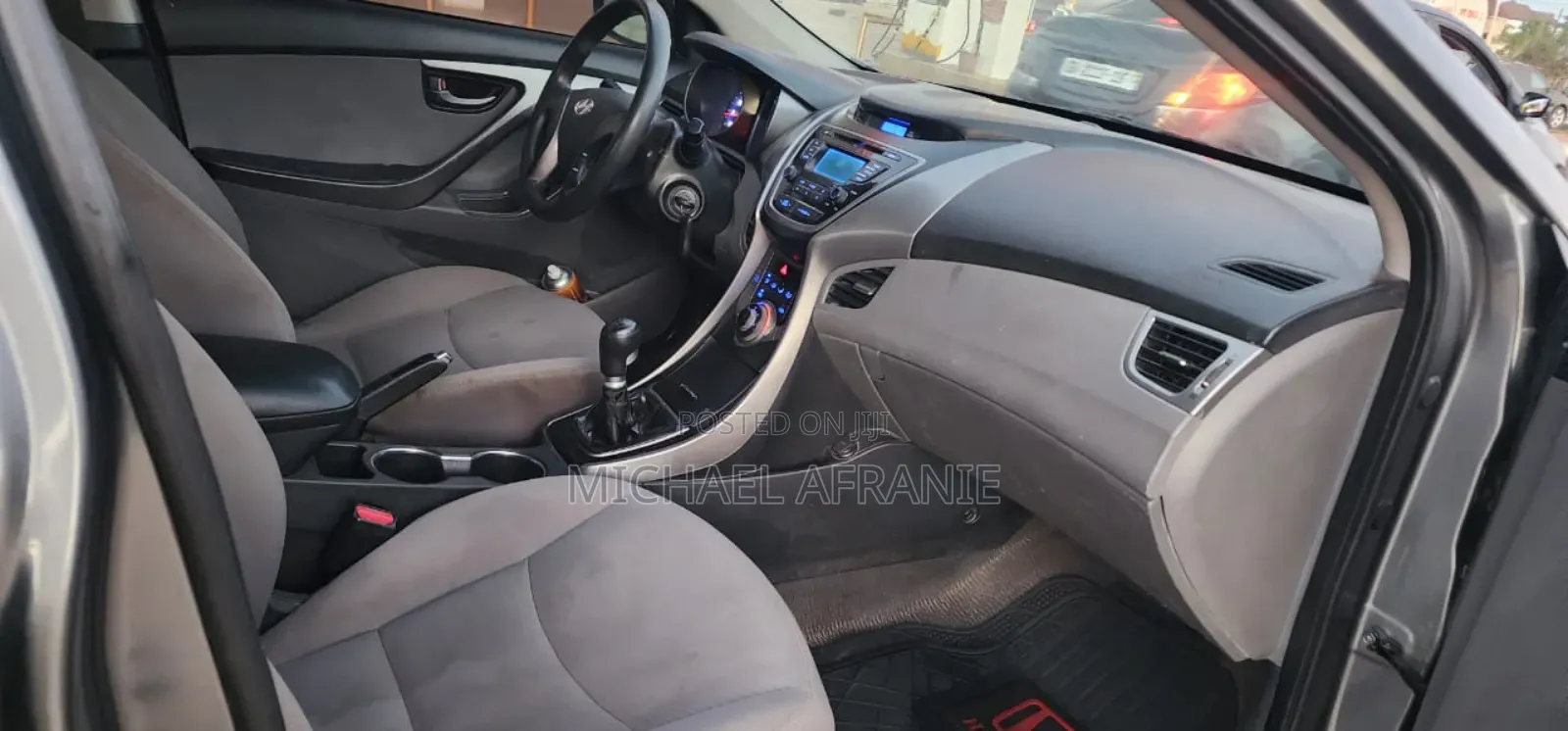 Hyundai Elantra SE 4dr Sedan (1.8L 4cyl 6A) 2014 Gray