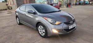 Hyundai Elantra SE 4dr Sedan (1.8L 4cyl 6A) 2014 Gray