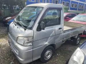 Daihatsu YRV 1.3 GTti 2005 Gray