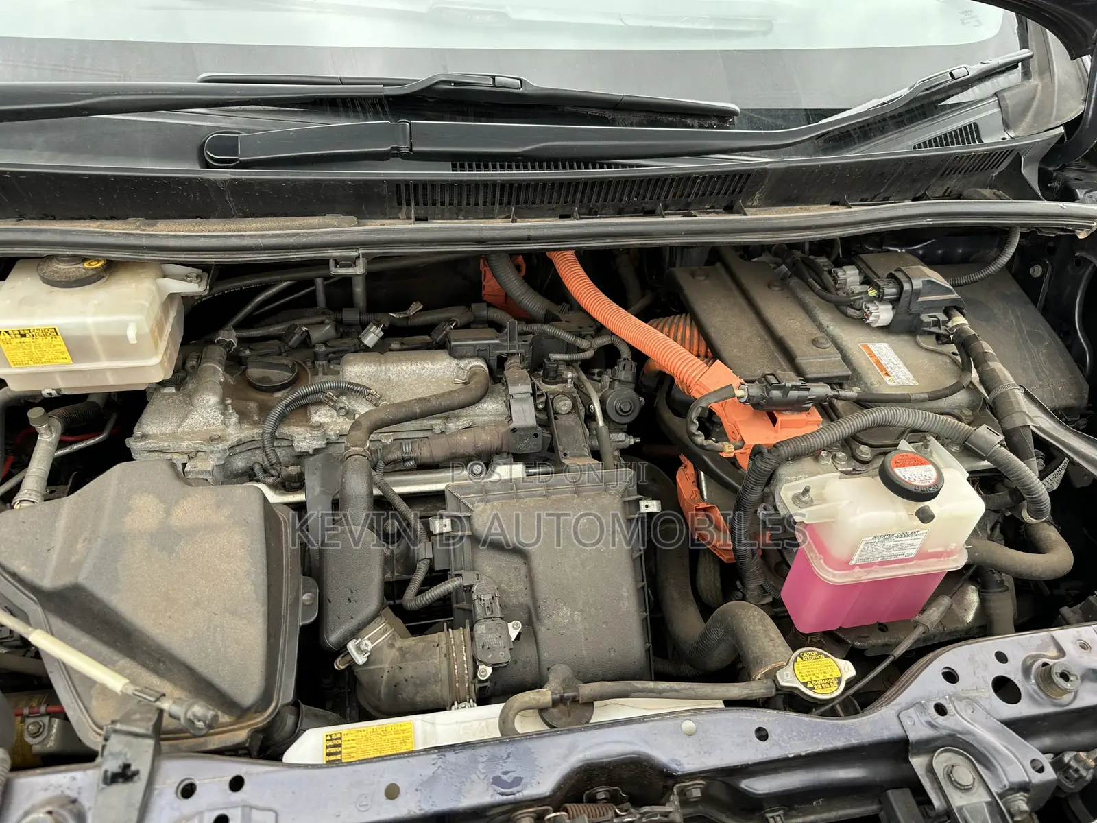 Toyota Voxy Hybrid X 2WD 7-Seater 2015 Blue