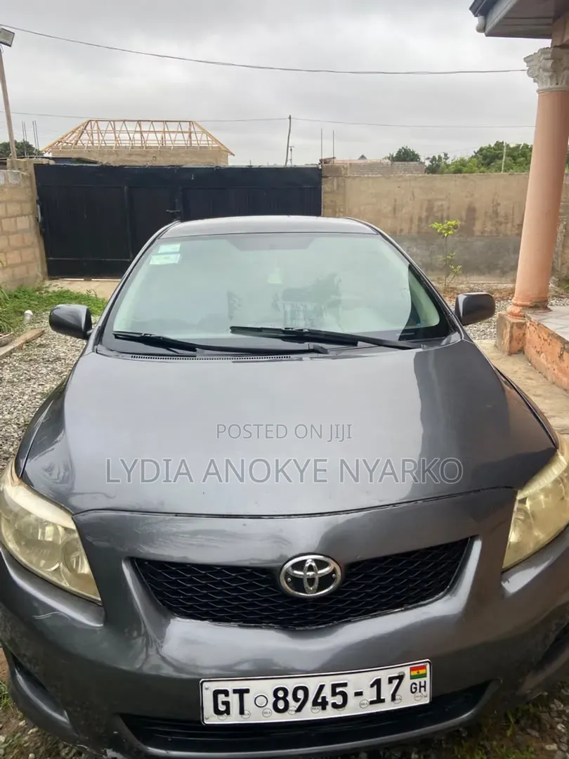 Toyota Corolla LE 4dr Sedan (1.8L 4cyl 4A) 2010 Gray