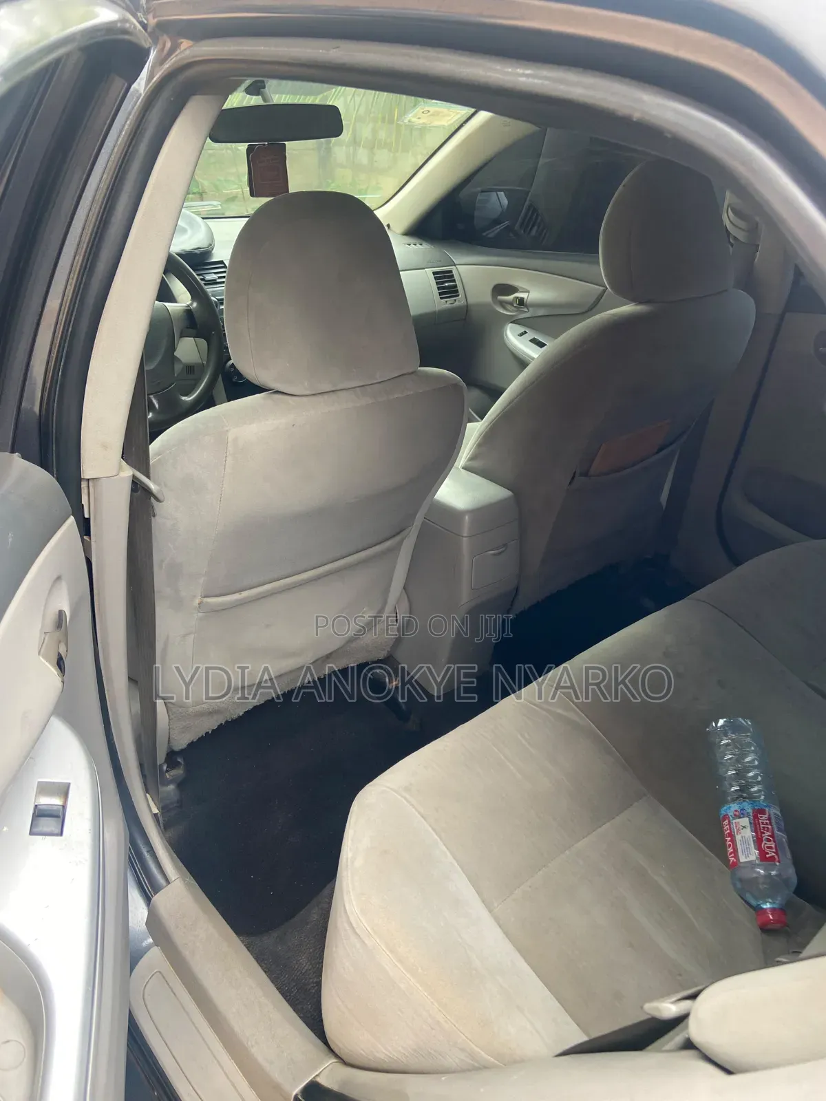 Toyota Corolla LE 4dr Sedan (1.8L 4cyl 4A) 2010 Gray