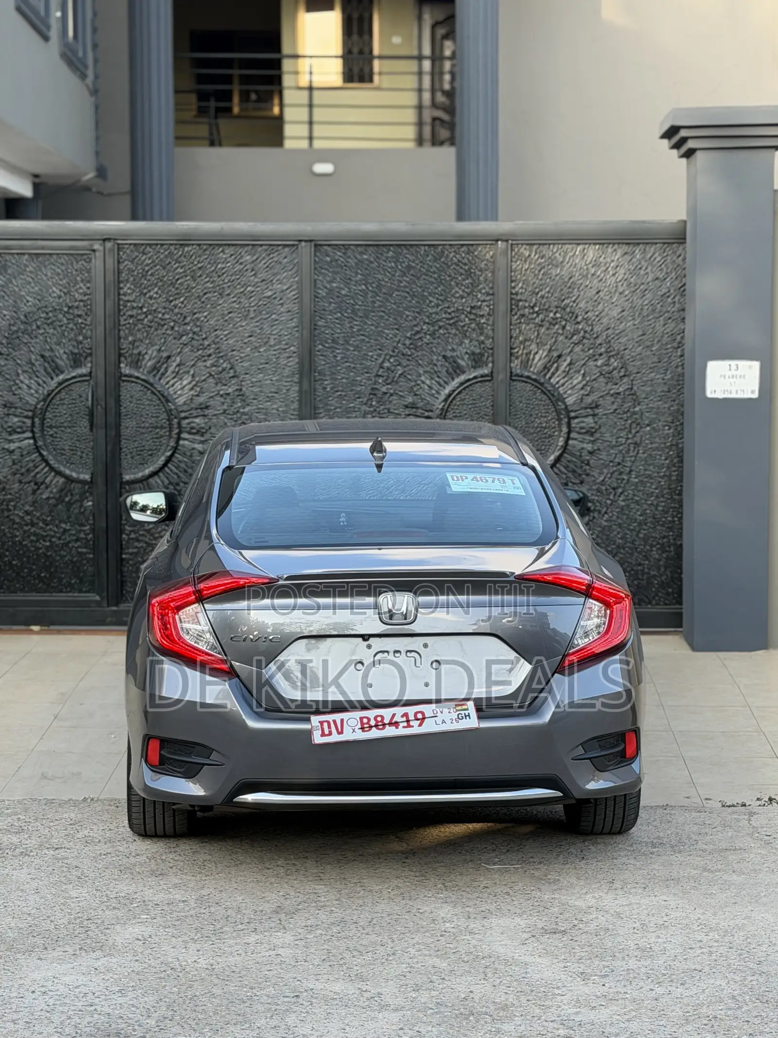 Honda Civic EX Sedan 2020 Gray