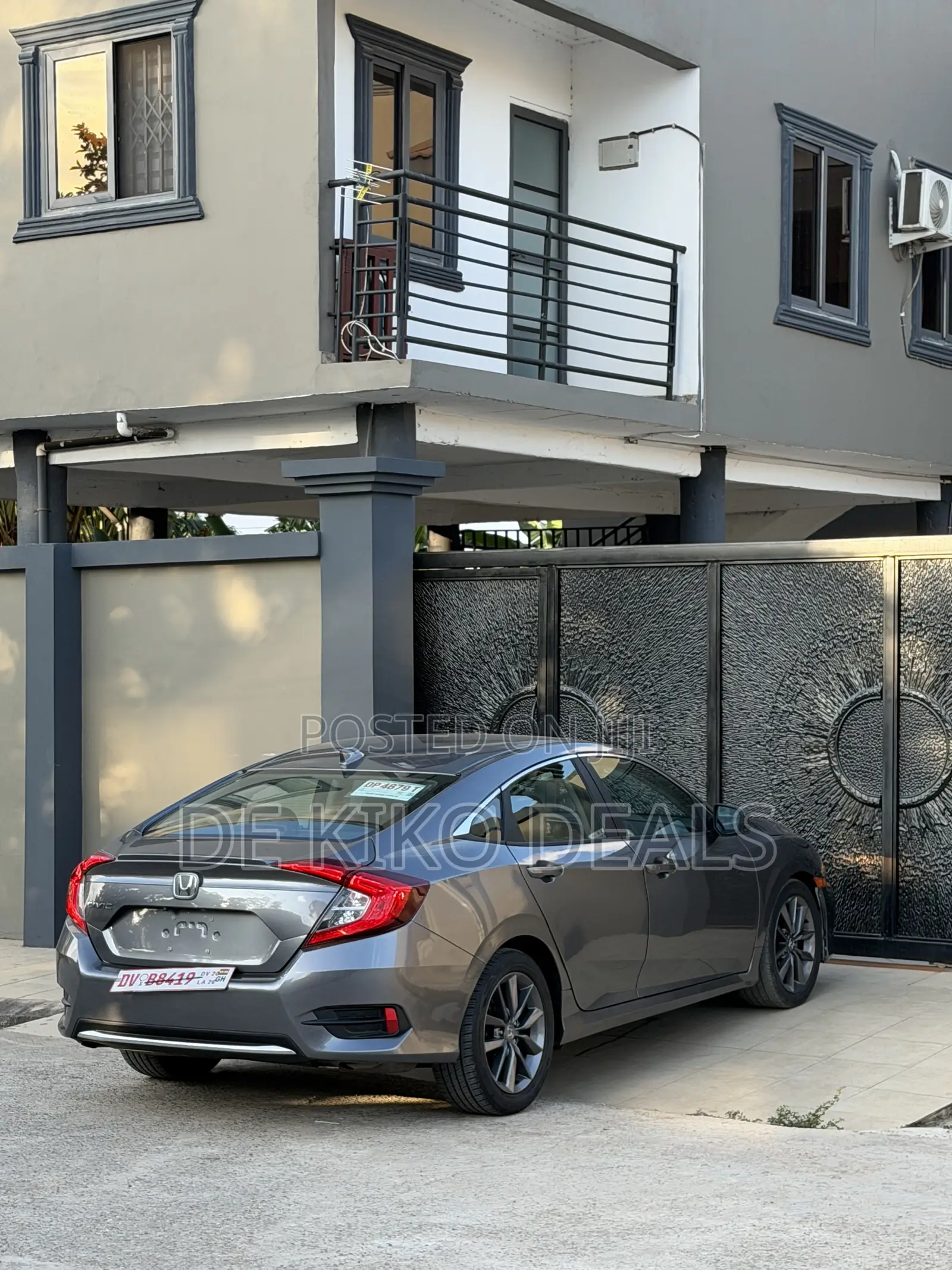 Honda Civic EX Sedan 2020 Gray