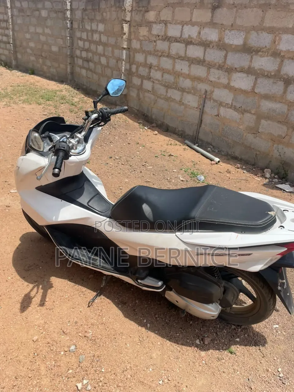 Honda 2022 White