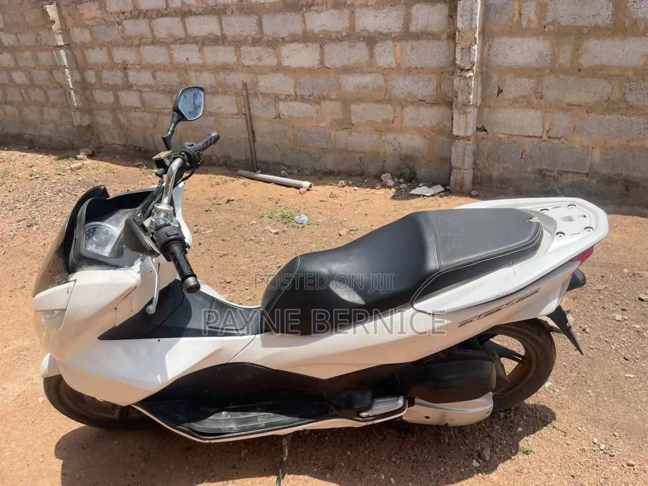 Honda 2022 White