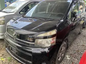 Toyota Voxy V 2WD 7-Seater 2015 Black