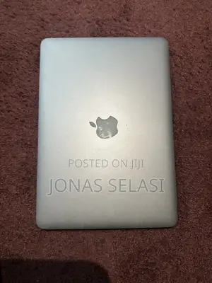 Laptop Apple MacBook Pro 8GB Intel Core i5 SSHD+SSD 128GB