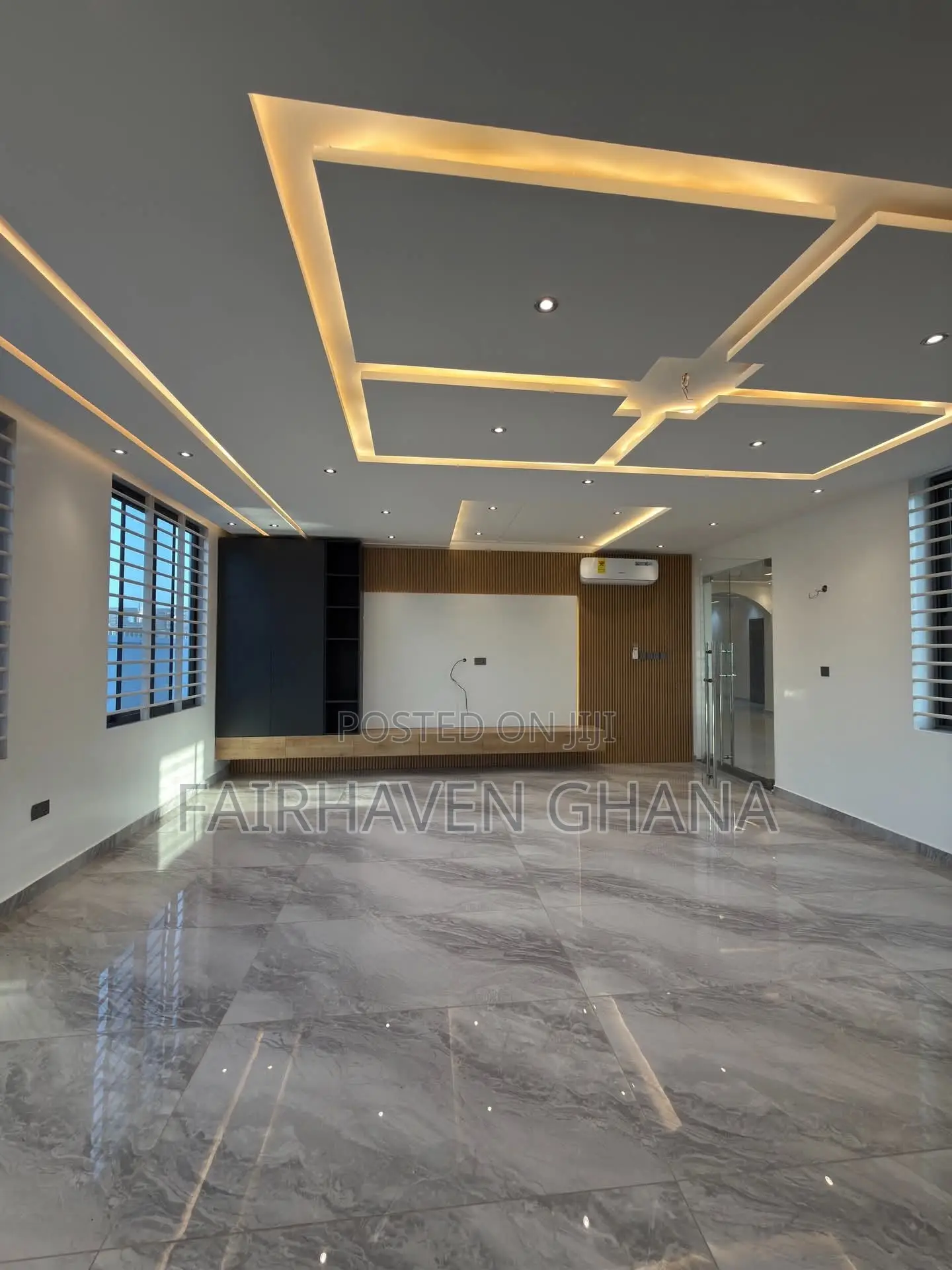 Furnished 5bdrm Apartment in Fairhaven, East Legon for sale