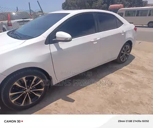 Toyota Corolla 2019 White