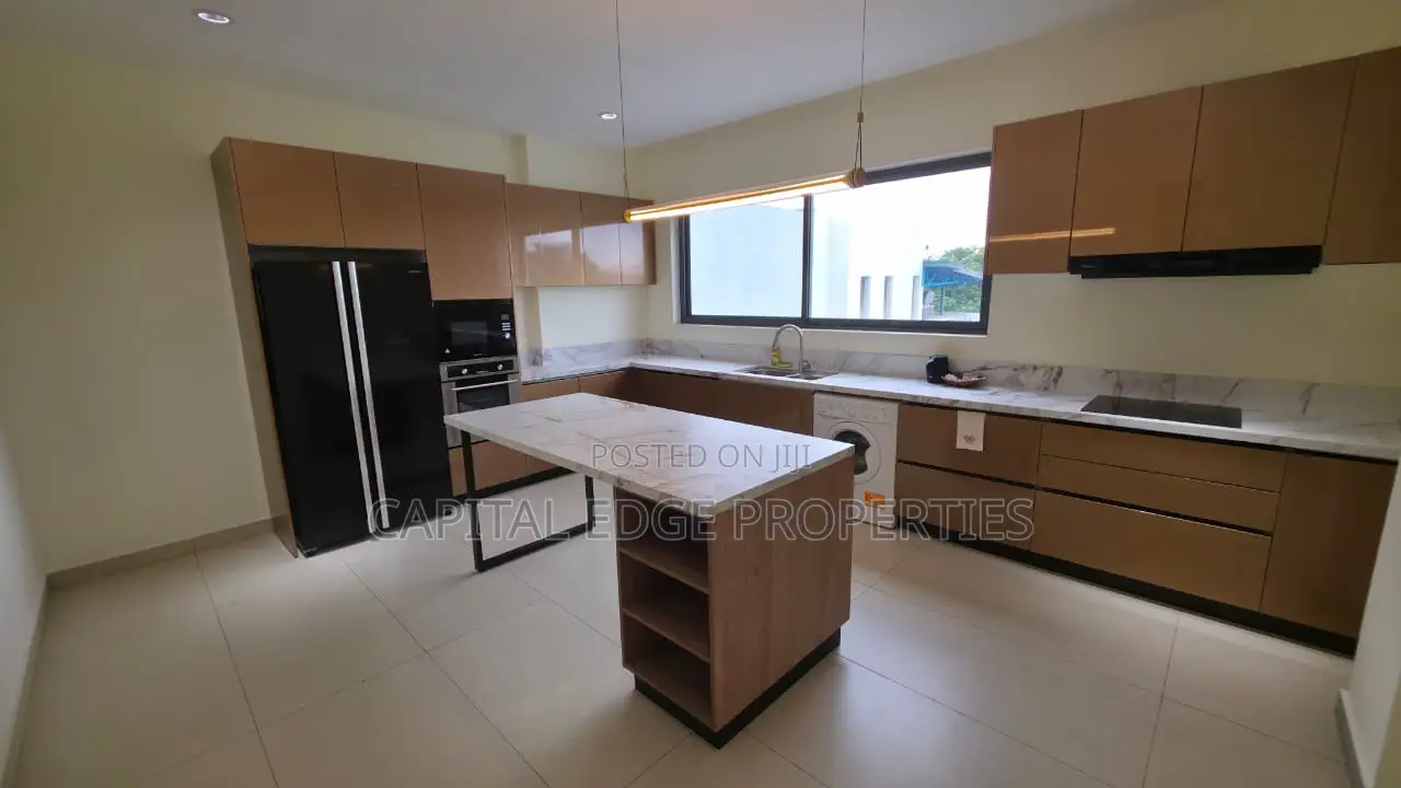 Furnished 3bdrm Apartment in Labone for rent
