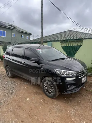 Toyota Rumion 1.5 FWD 2023 Black